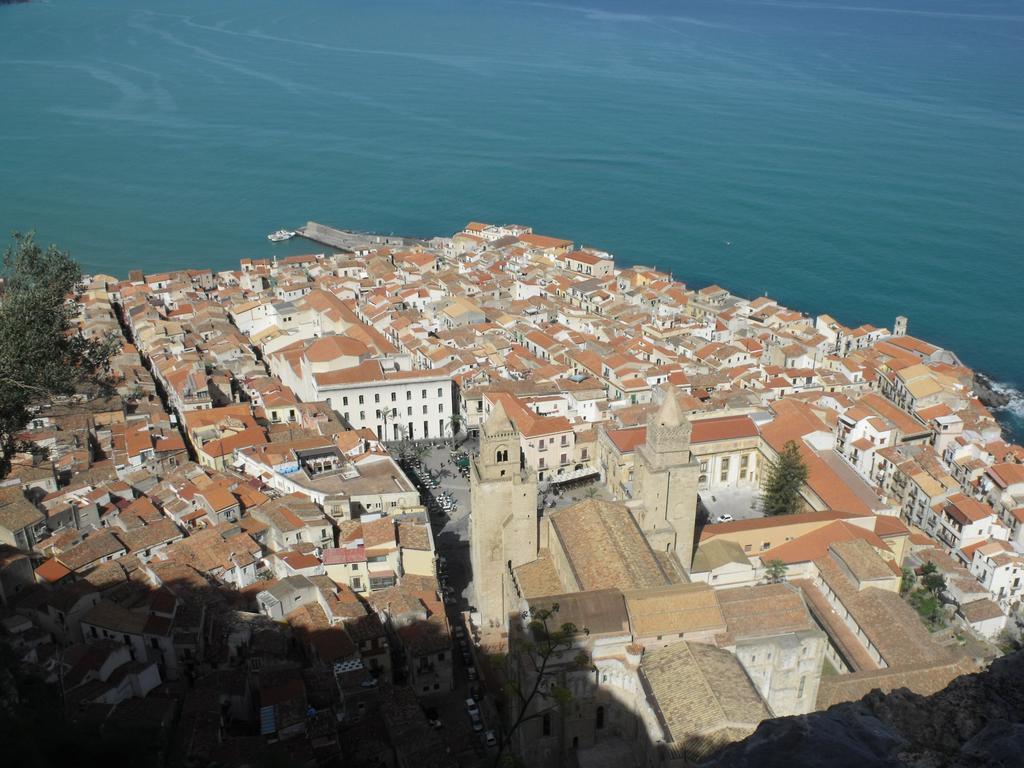 Il Dono Di Atena Cefalù Exteriör bild